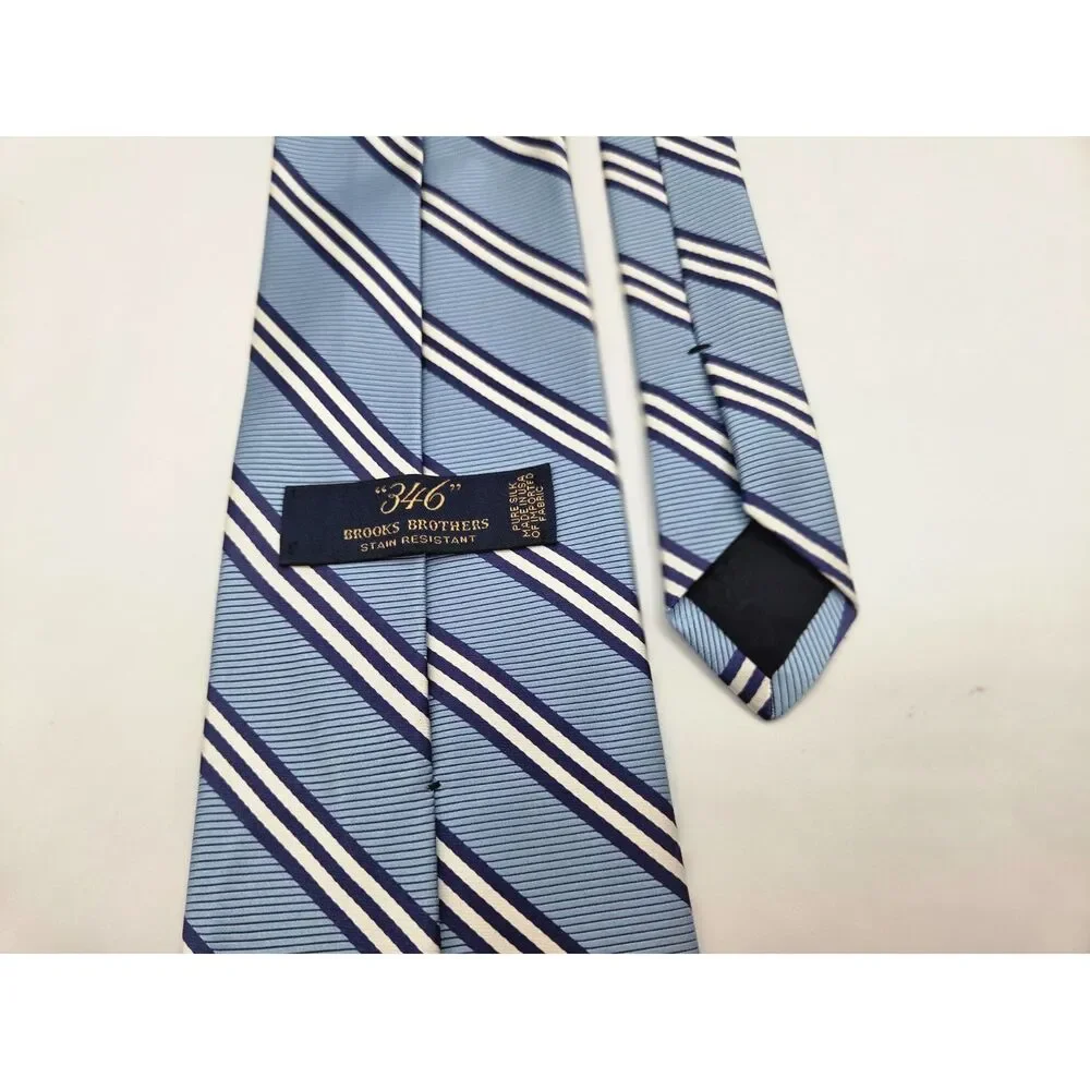 Brooks Brothers 346 Silk Tie Mens Blue Navy White Striped Stain Resistant 3.5